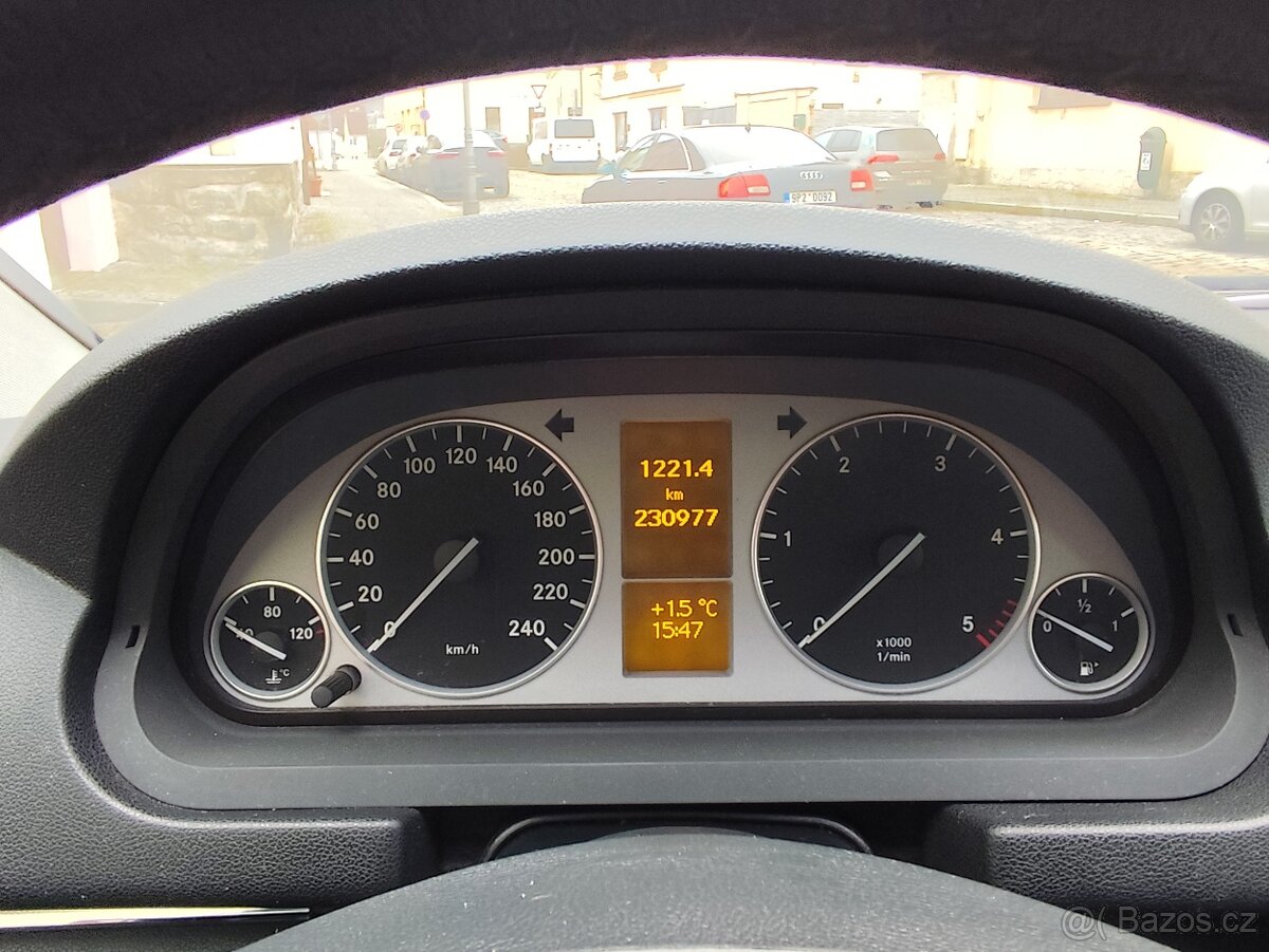 198676986 (7)